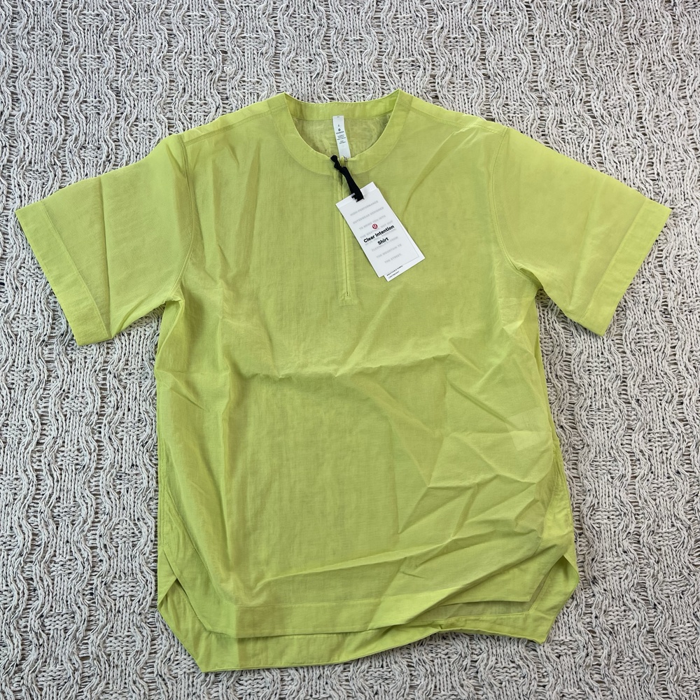 Lululemon Clear Intention Shirt Womens 4 Chartreuse Nylon Curved Hem Top NWT